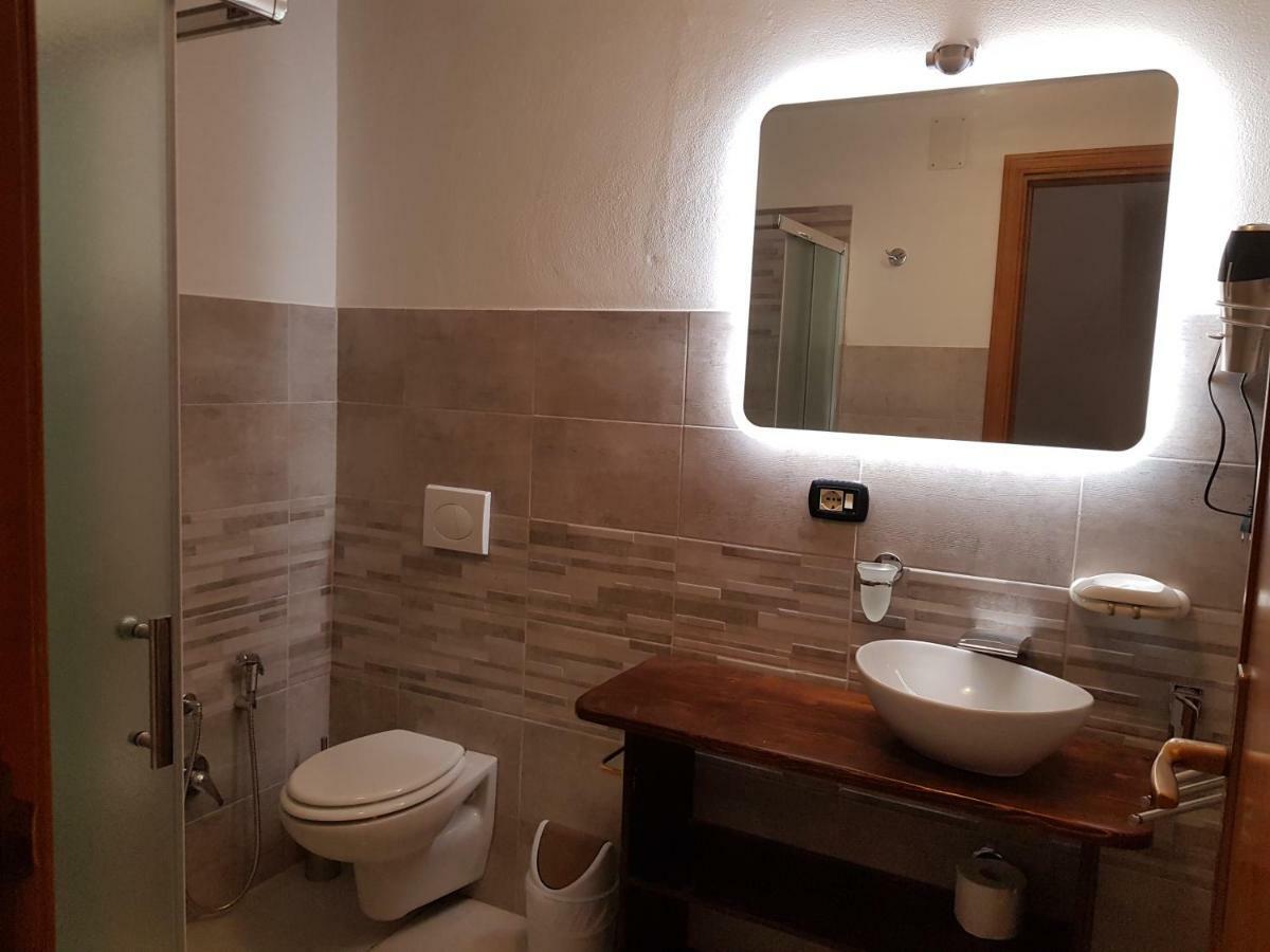 Casa Vacanze Valentina Порто-Конте Экстерьер фото